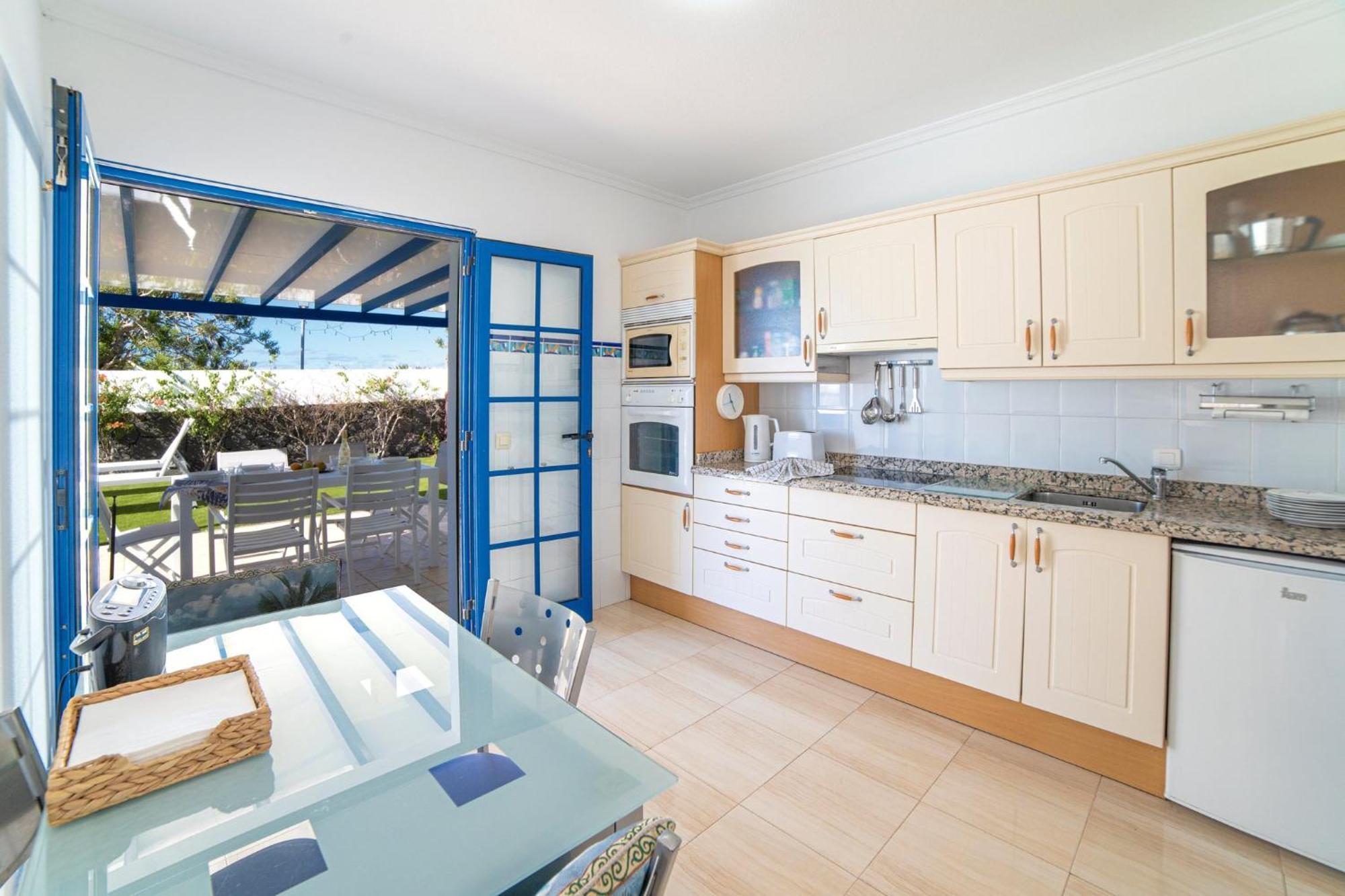 Beautiful Detached Lanzarote Villa 3 Bedrooms Villa Stacruz Bay Stunning Views Close To Amenities Playa Blanca Экстерьер фото